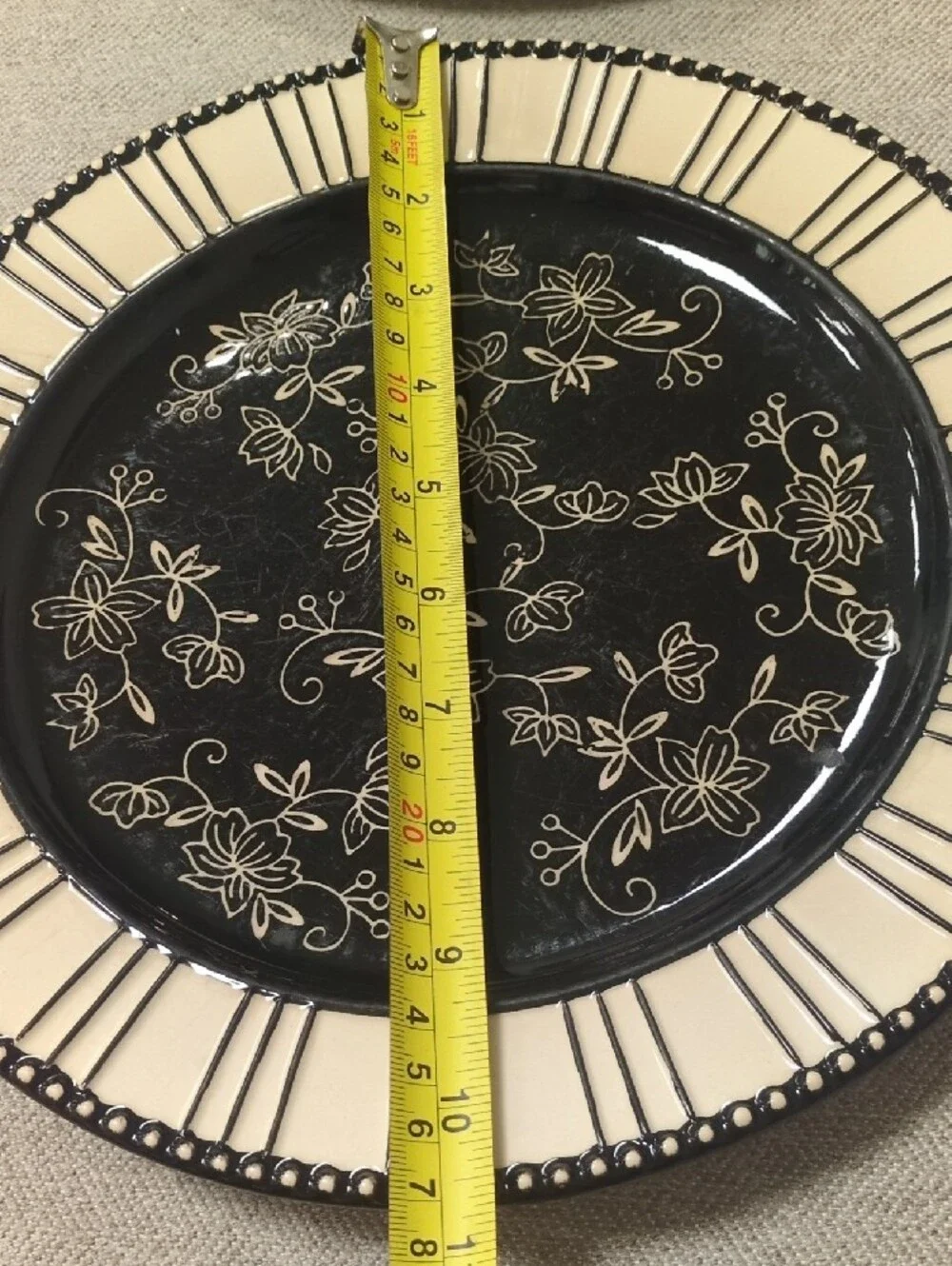 Temp-Tations Black and Cream Floral Charger/Dinner Plate
